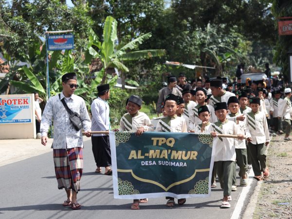 PAWAI TPQ AL-MA’MUR dalam rangka memperingati maulid nabi